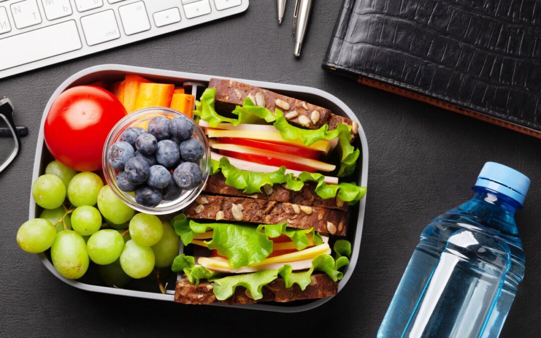Zdrowy lunch do pracy – 7 pomysłów na posiłki do pudełka